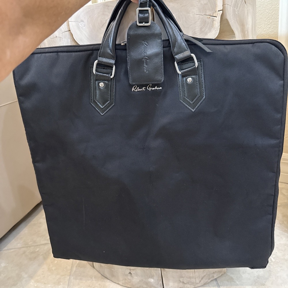Robert Graham Garment Overnight Clothes Carry Case Travel Tote Bag Zip ID Tag